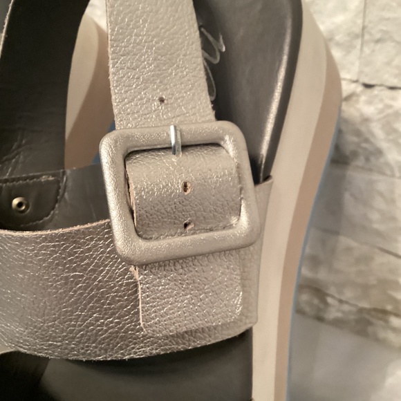 Matisse Jams Double Strap Platform Sandal - Picture 4 of 11